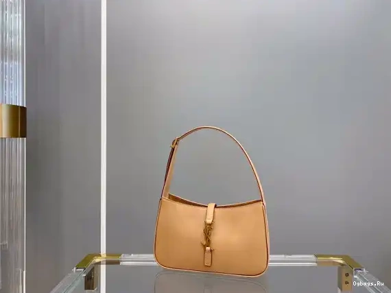 BAG LE À YSL HOBO 5 7 0604